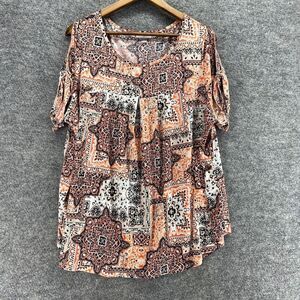 Roz & Ali Blouse Women 2X Plus Beige Geometric Cold Shoulder Short Sleeve Casual